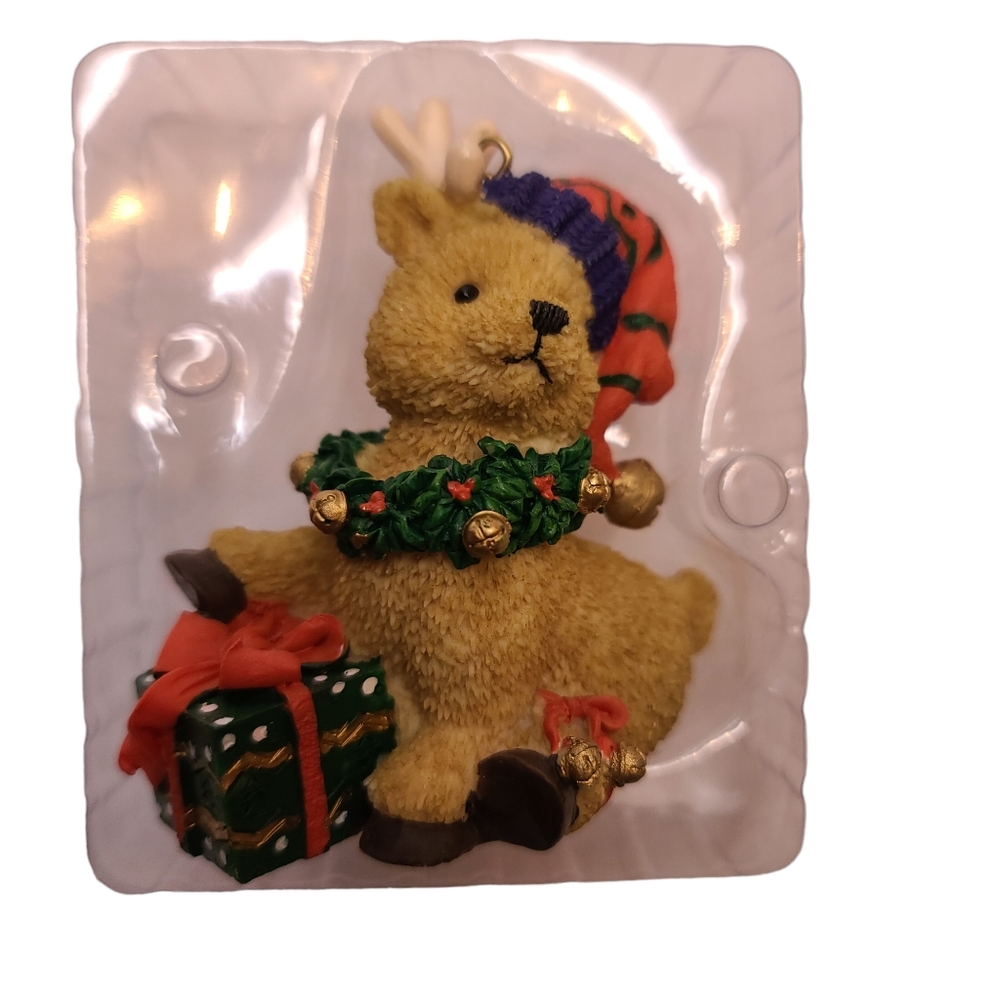 Vintage Christmas Reindeer Holiday Collectible Ornament - Picture 2 of 5